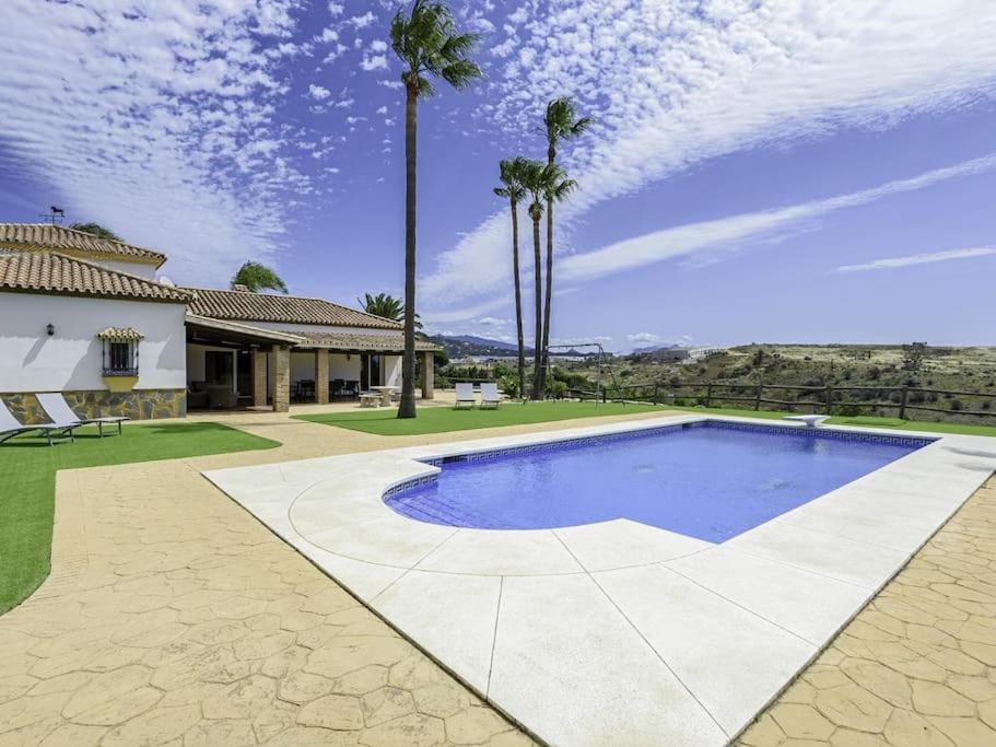 Villa Alcam El Cortijo à Estepona Extérieur photo